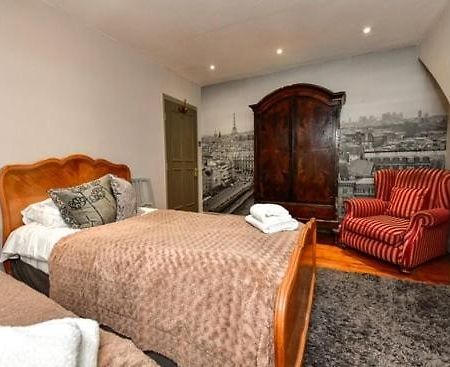 Quirky 4 Bedroom Apartment With Terrace Cardiff Exteriér fotografie