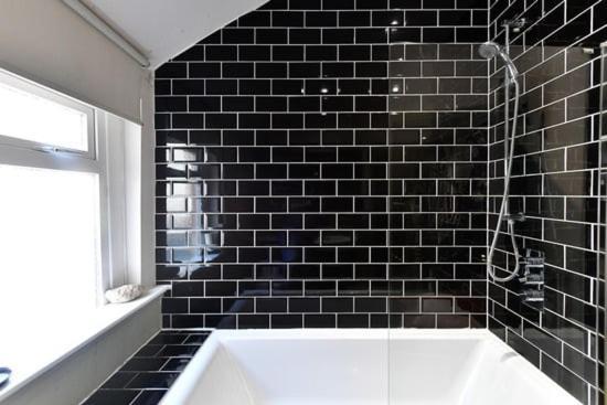 Quirky 4 Bedroom Apartment With Terrace Cardiff Exteriér fotografie
